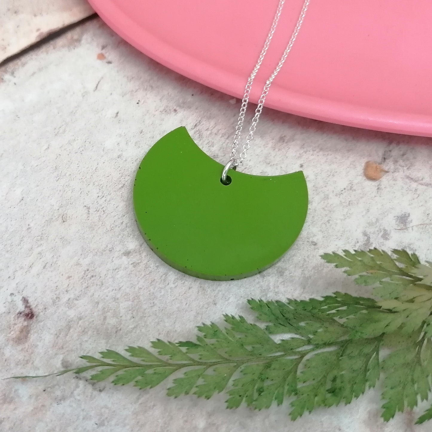 Silver And Resin Scallop Shaped Necklace