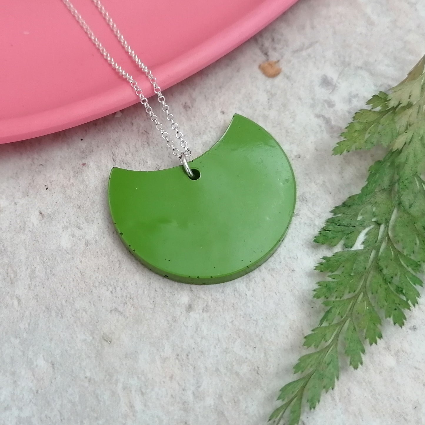 Silver And Resin Scallop Shaped Necklace