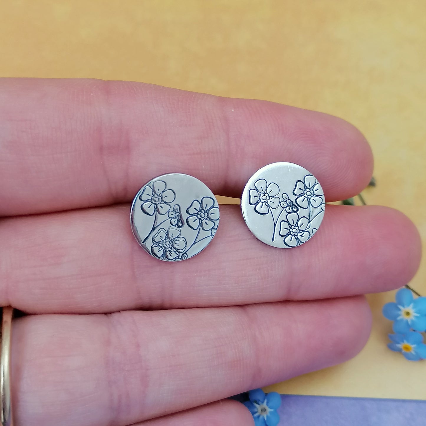 Forget-me-not Stud Earrings