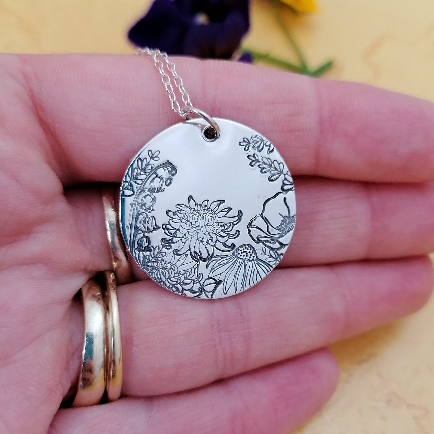 Chrysanthemum Flower Necklace