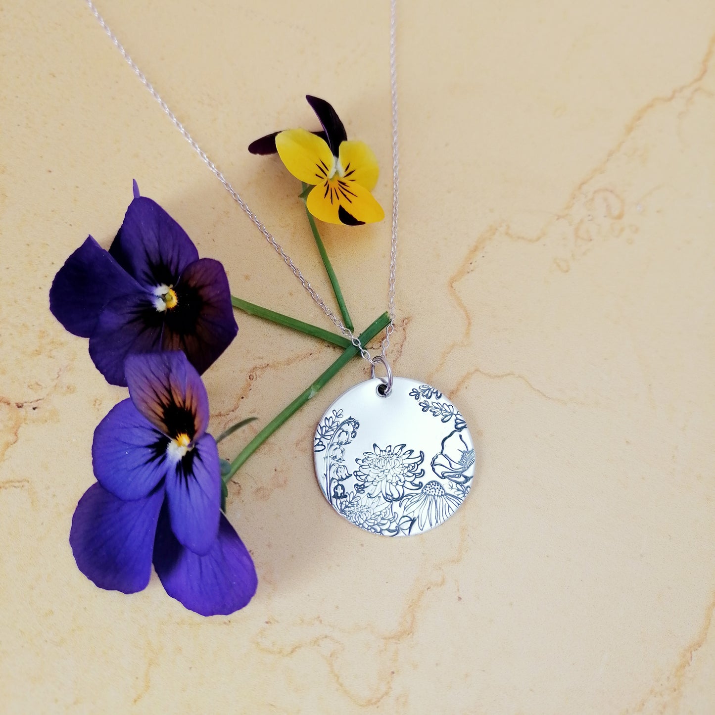 Chrysanthemum Flower Necklace