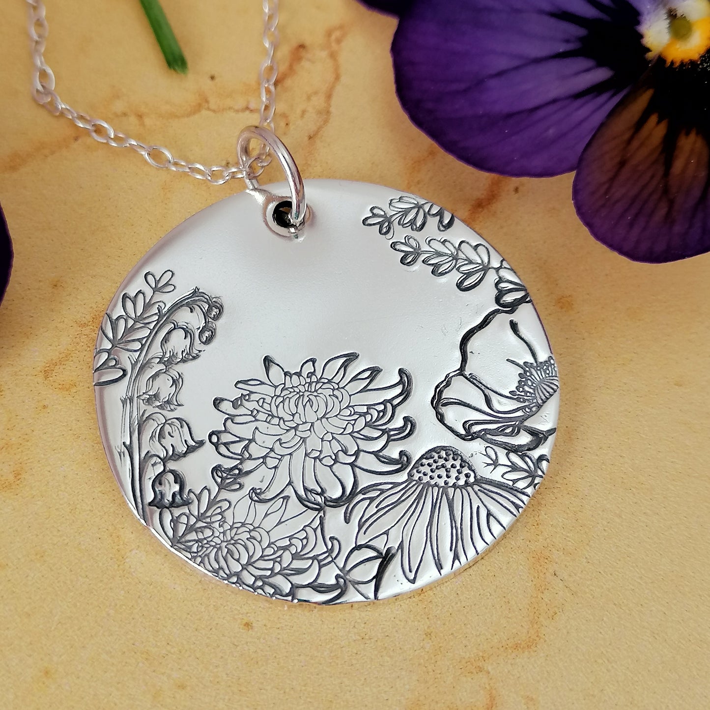 Chrysanthemum Flower Necklace