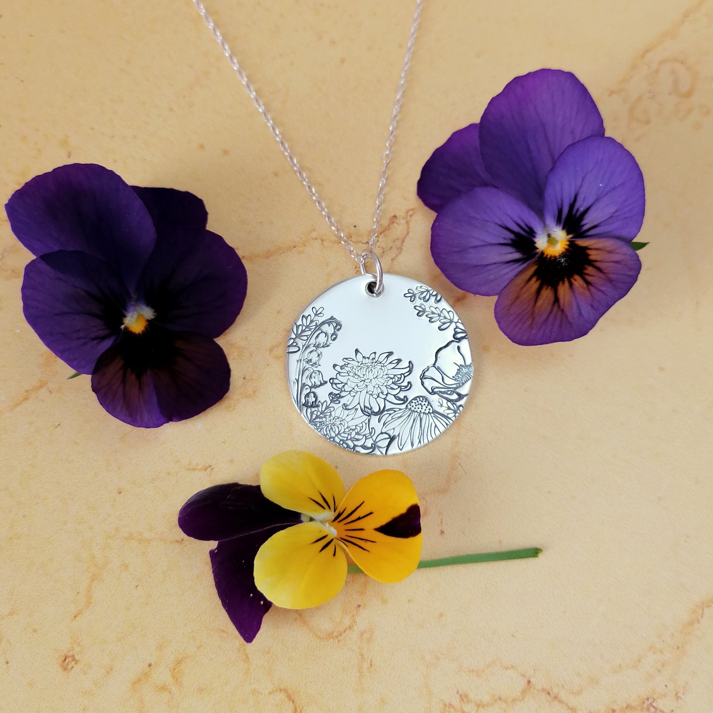 Chrysanthemum Flower Necklace