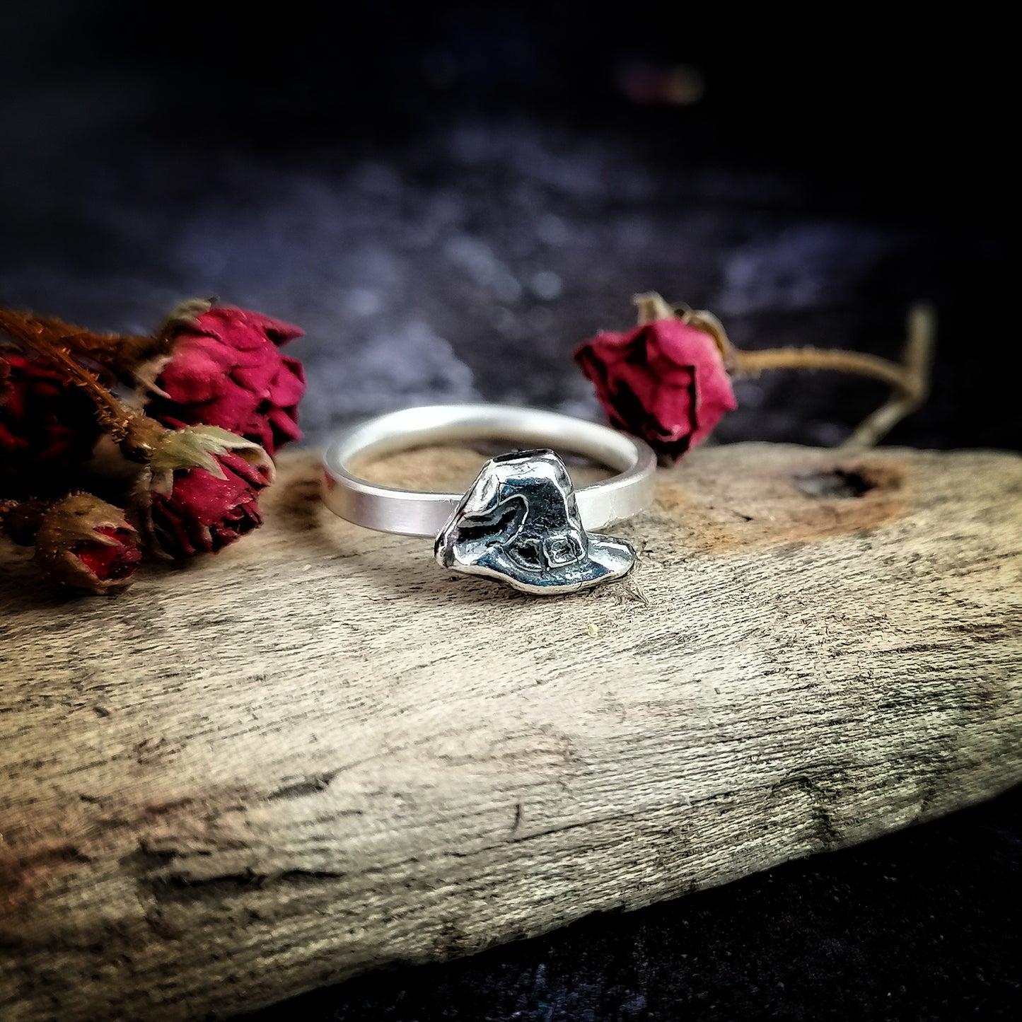 Witches Hat Ring