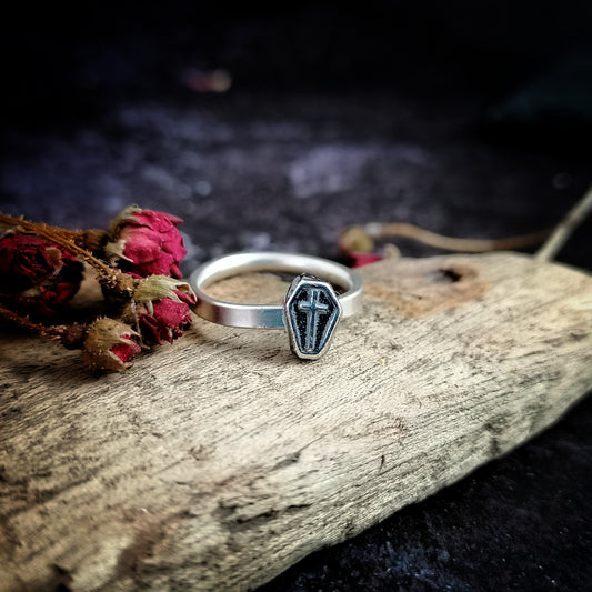Coffin Ring