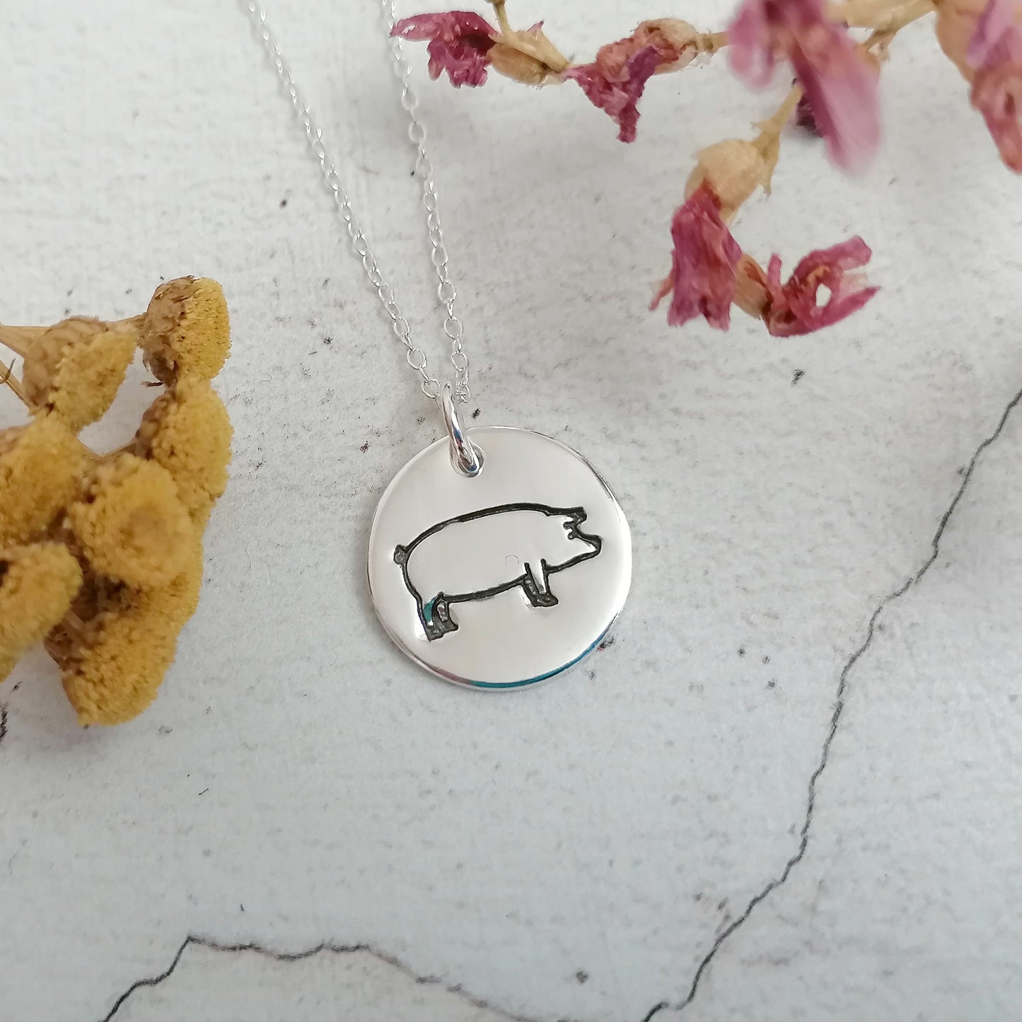 Pig Outline Necklace