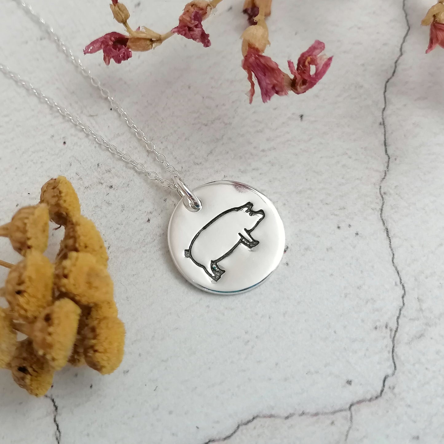 Pig Outline Necklace
