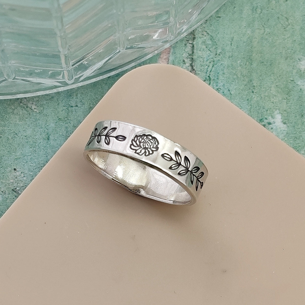 Birth Month Flower Band Ring
