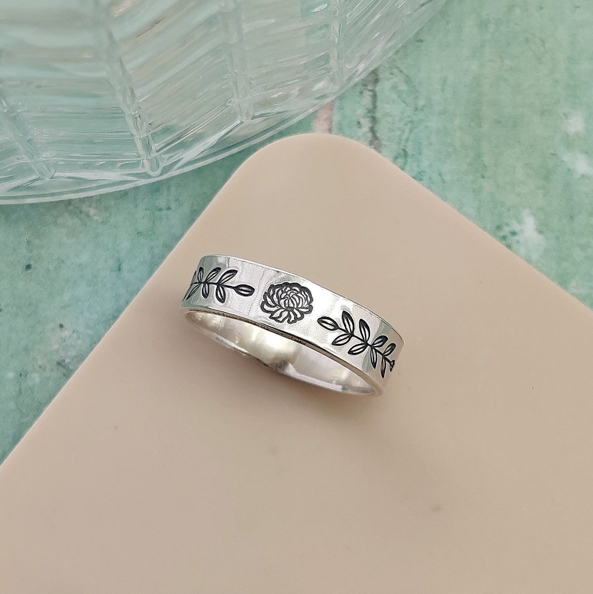 Birth Month Flower Band Ring