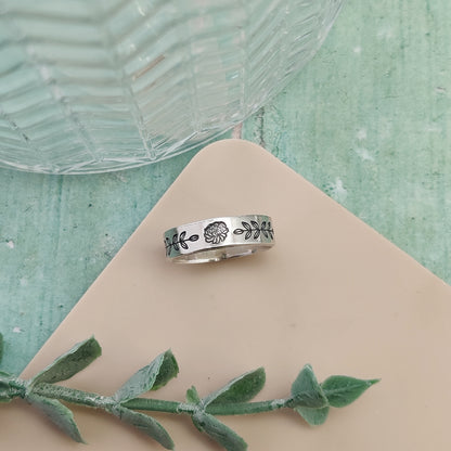 Birth Month Flower Band Ring