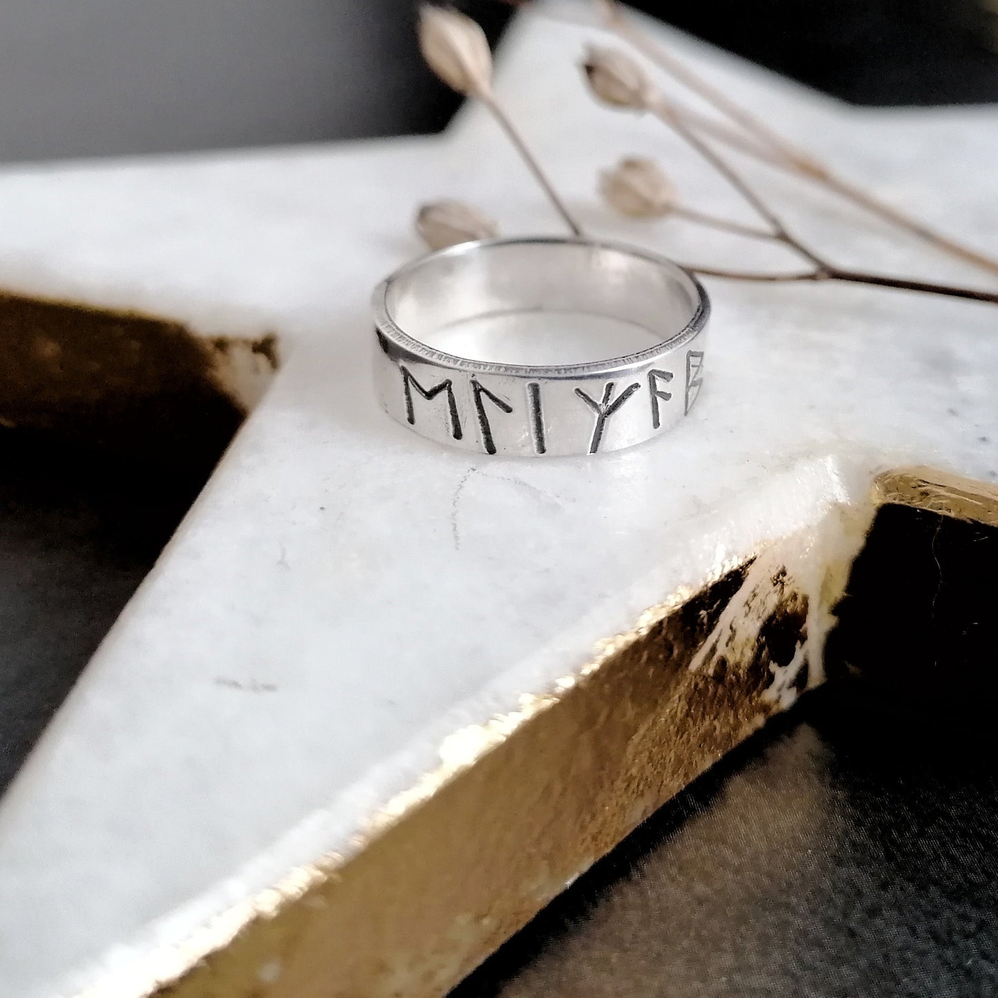 Custom 7mm Viking Rune Personalised Name/Word Ring