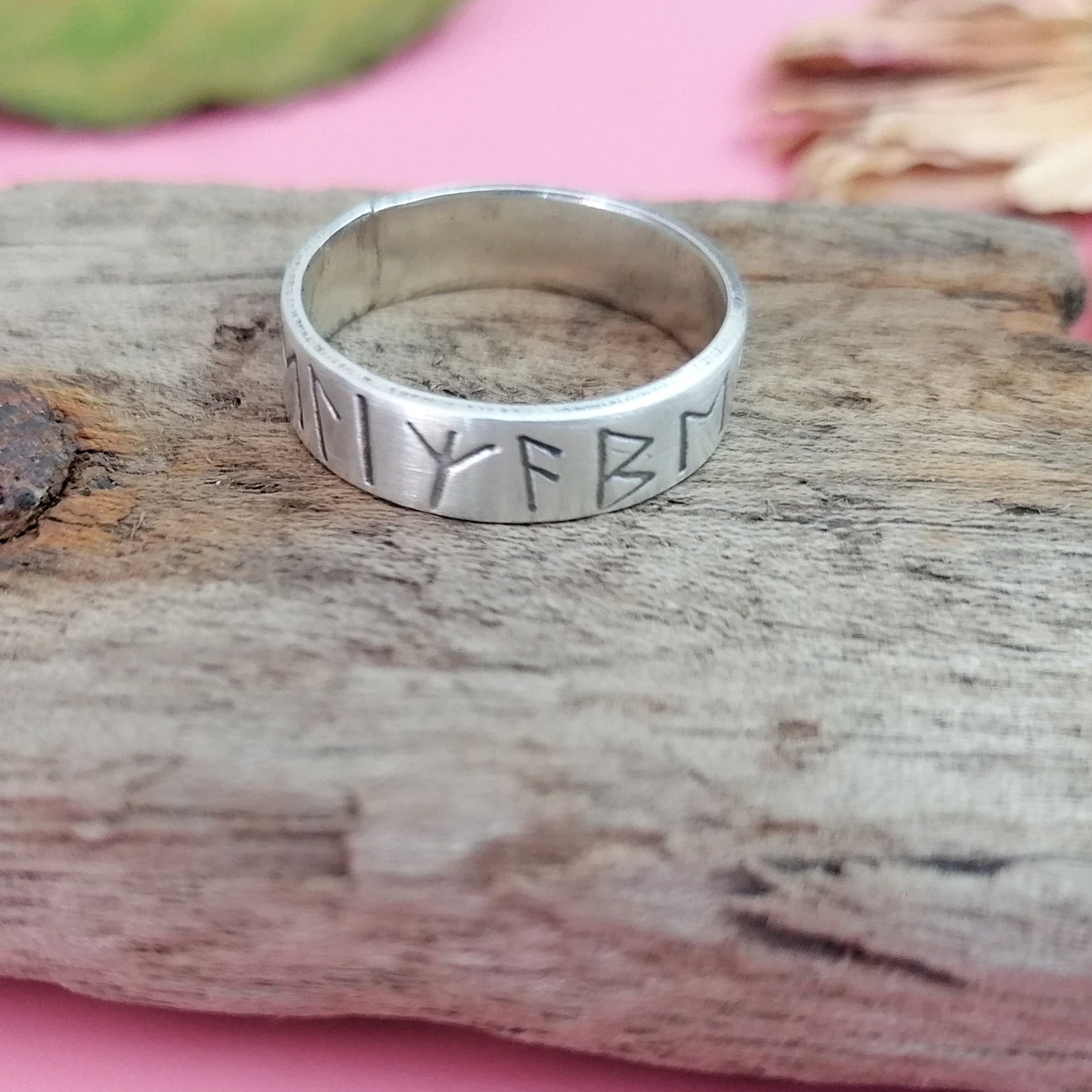 Custom 7mm Viking Rune Personalised Name/Word Ring