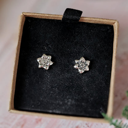 Forget-me-not Stud Earrings