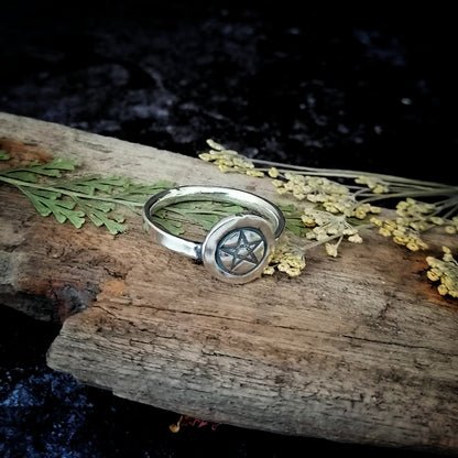 Pentagram Ring