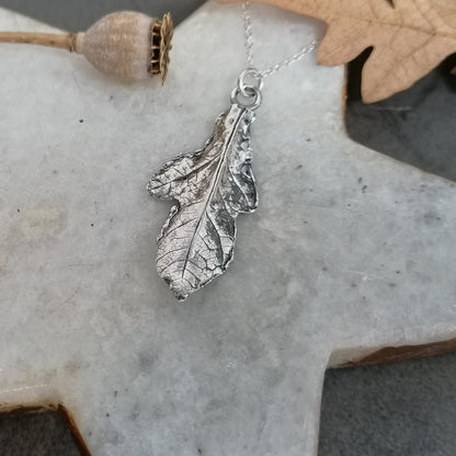 Oak Necklace