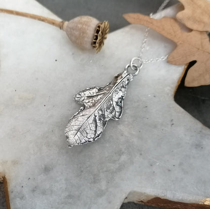 Oak Necklace