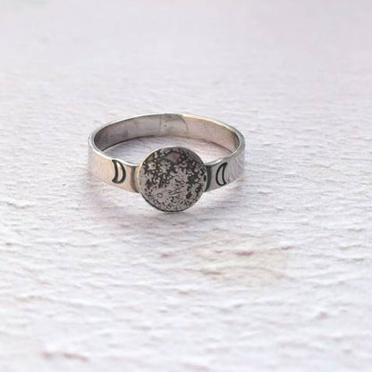 Full moon sterling silver ring