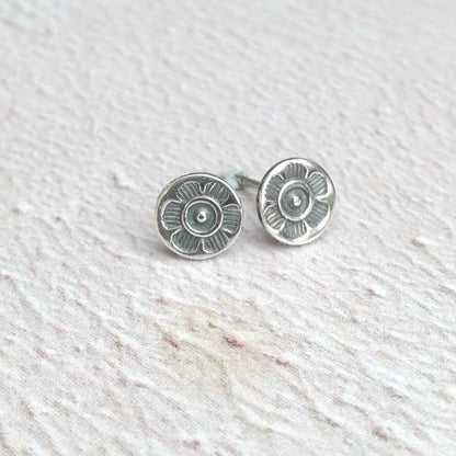 Flower Dot Stud Earrings