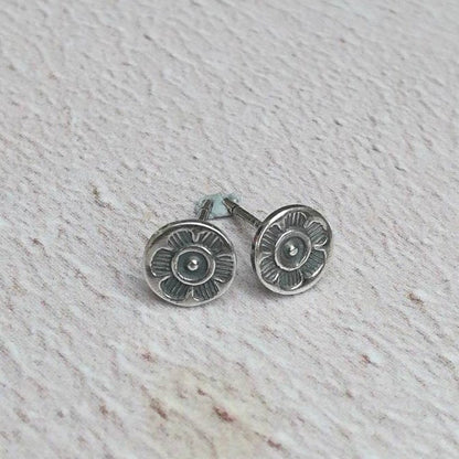 Flower Dot Stud Earrings
